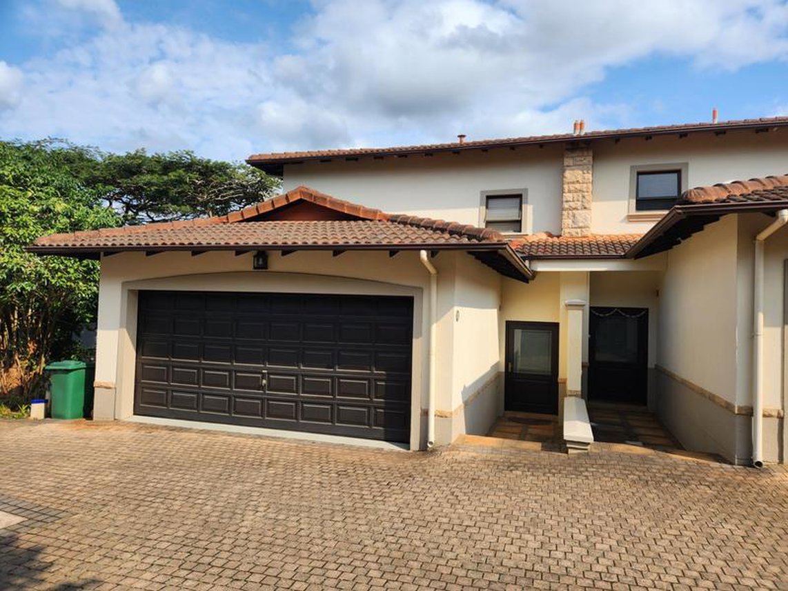 3 Bedroom Townhouse For Sale in Ballito
