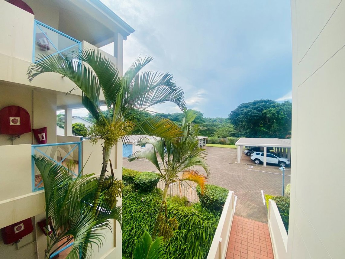 2 Bedroom Flat For Sale in Ballito