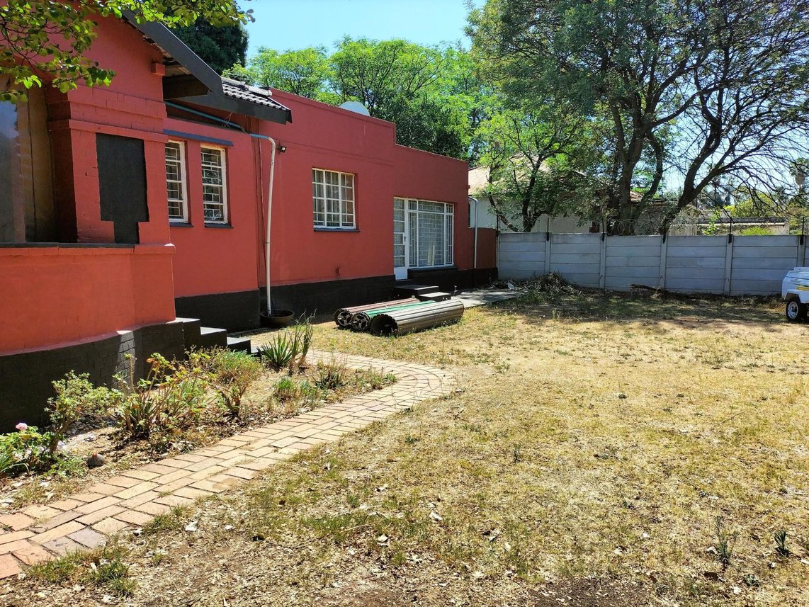 4 Bedroom House For Sale in Northmead