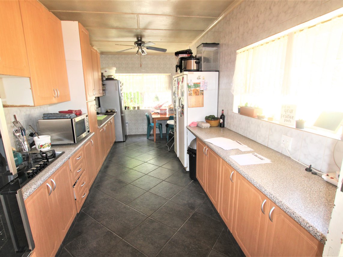 4 Bedroom House For Sale in Eastleigh