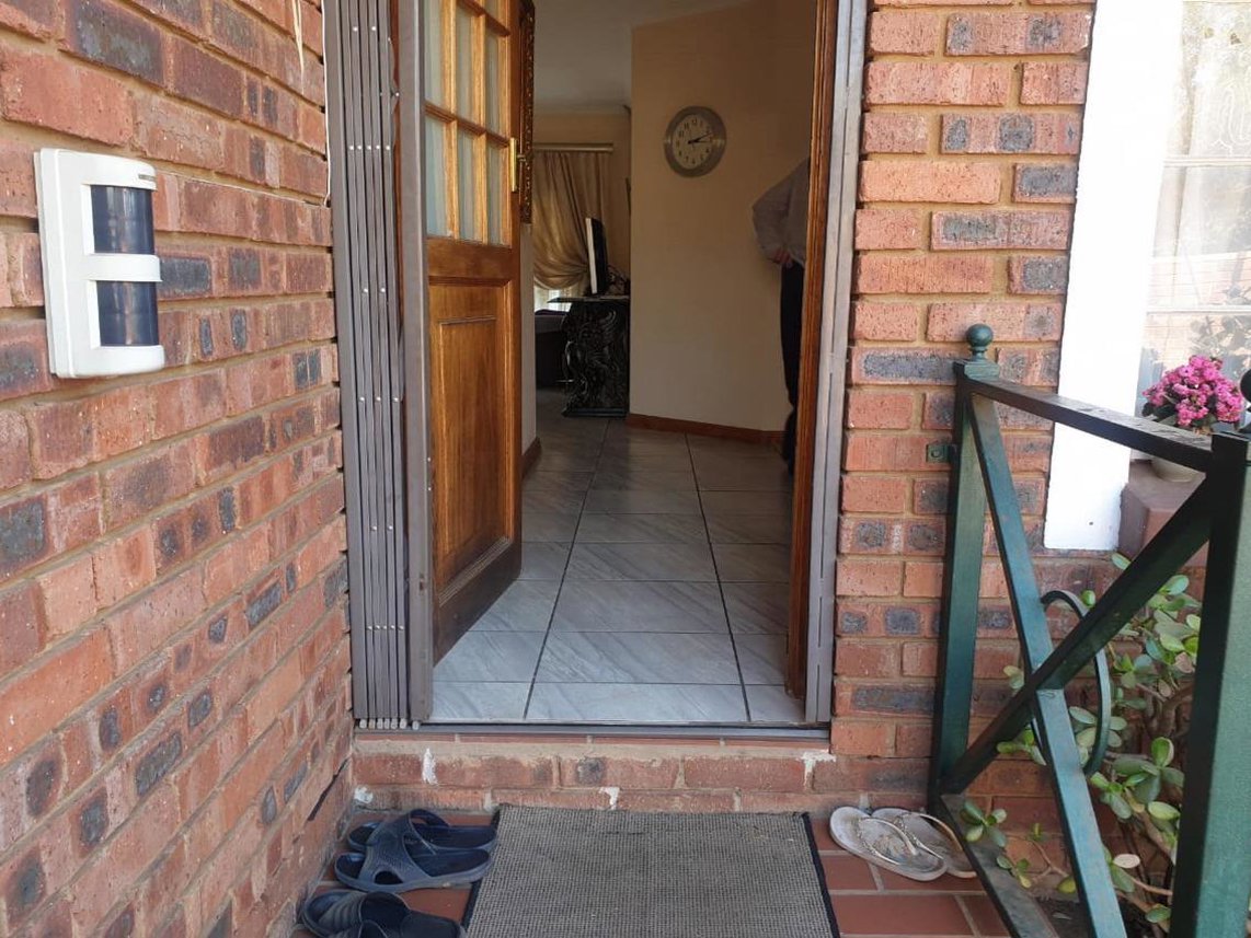 3 Bedroom Townhouse For Sale in Rynfield
