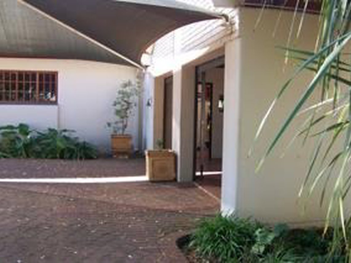 2 Bedroom Small Holding For Sale in Middelburg Rural
