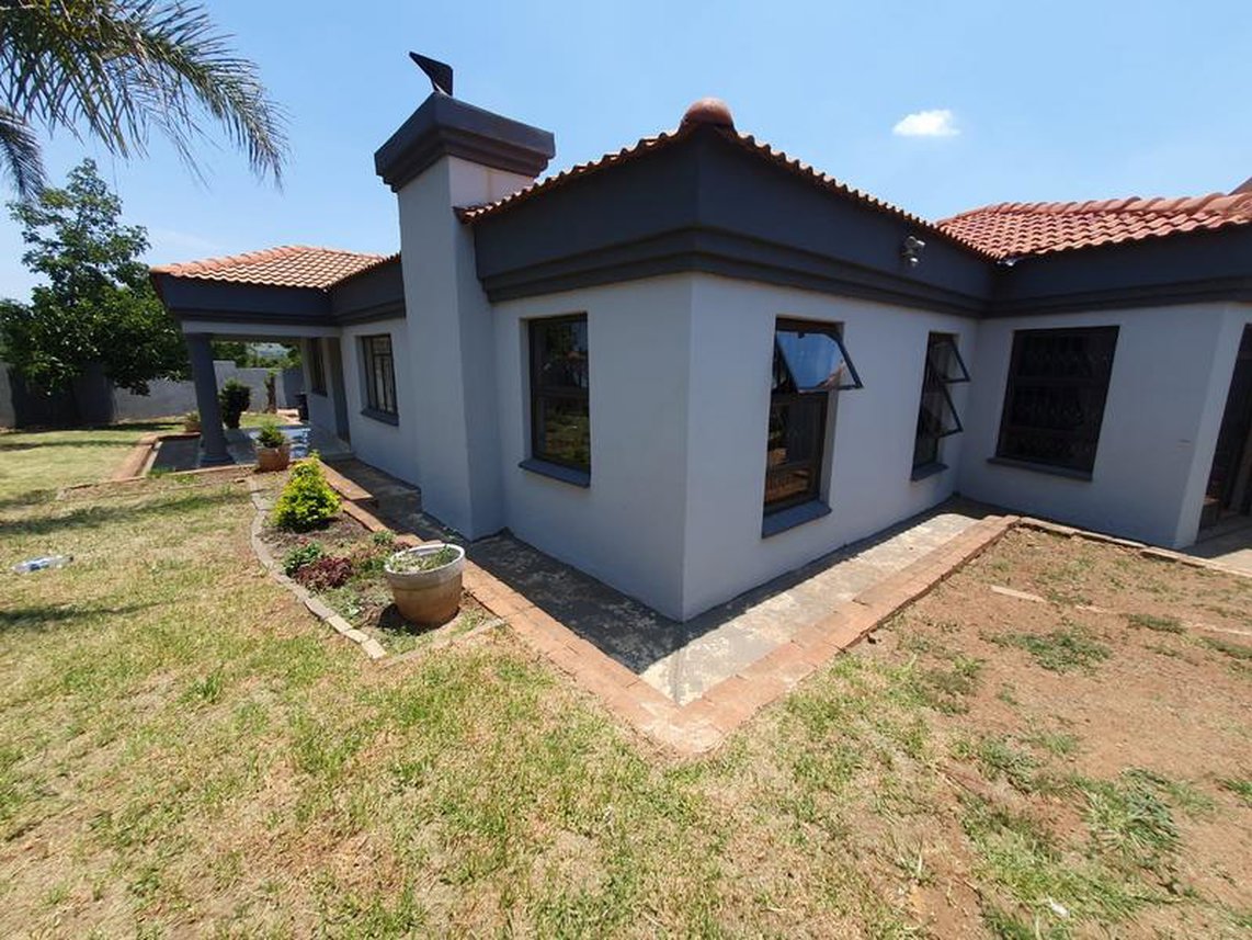 3 Bedroom House For Sale in Pretoria West