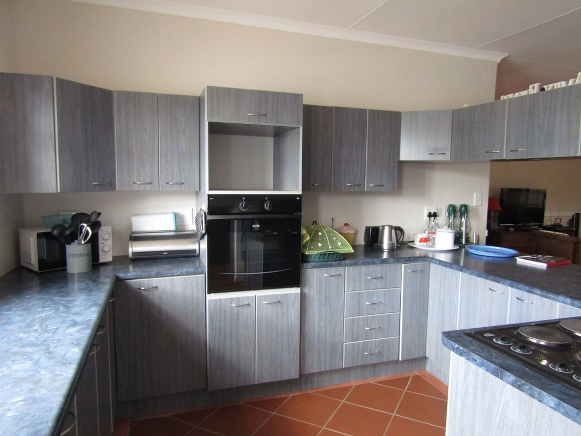 4 Bedroom House To Rent in Marina Martinique