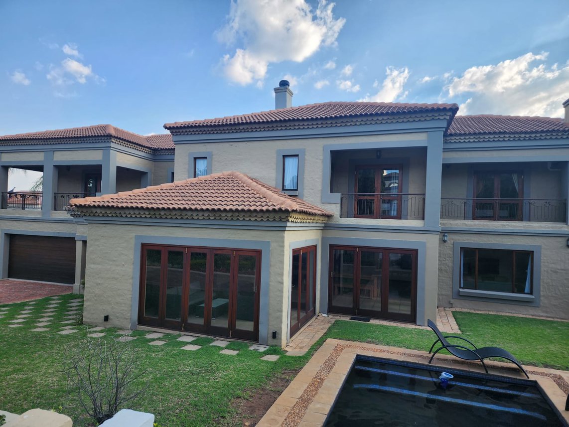 5 Bedroom House To Rent in Woodhill