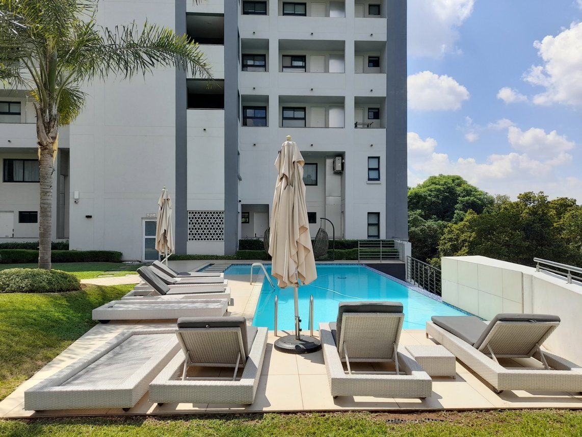 1 Bedroom Apartment For Sale in Ashlea Gardens