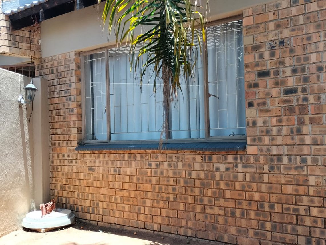 2 Bedroom Townhouse To Rent in Polokwane