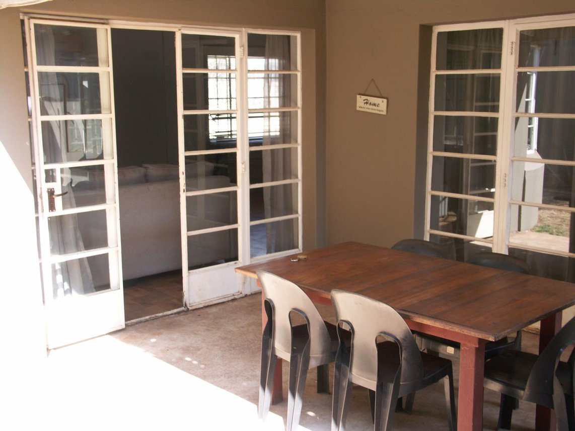 6 Bedroom House For Sale in Krugersdorp North