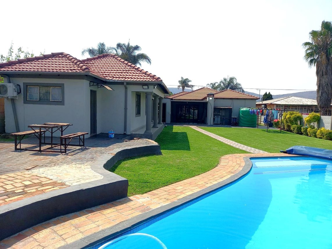 5 Bedroom House For Sale in Booysens