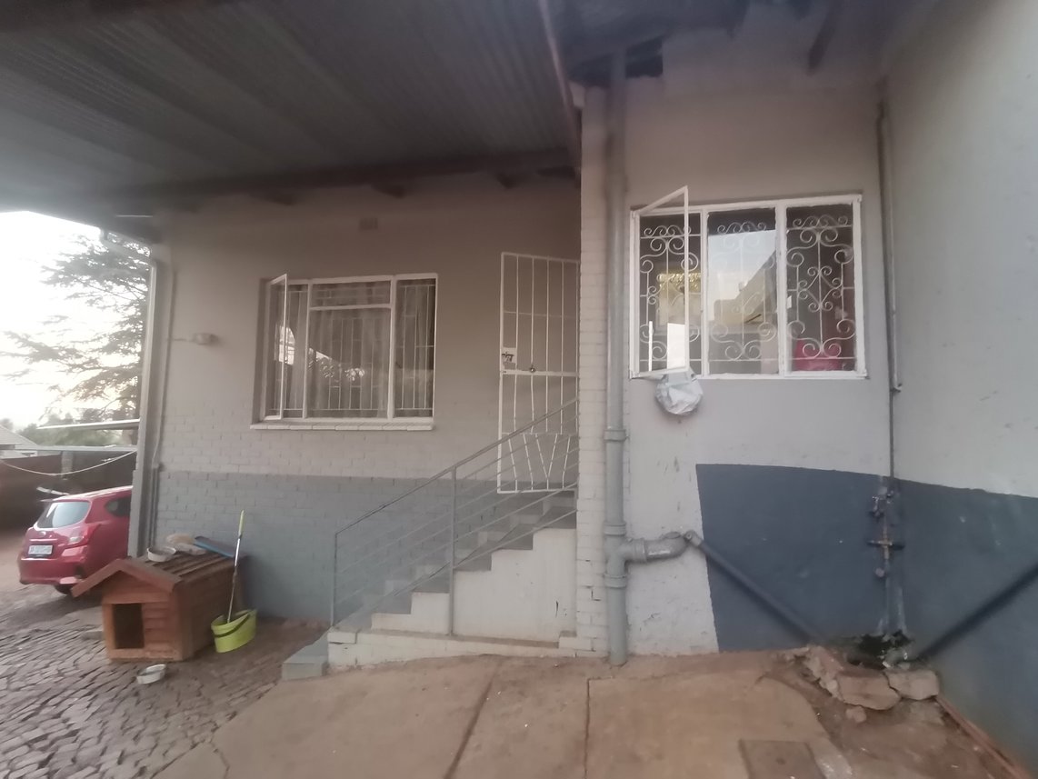 3 Bedroom House For Sale in Mountain View