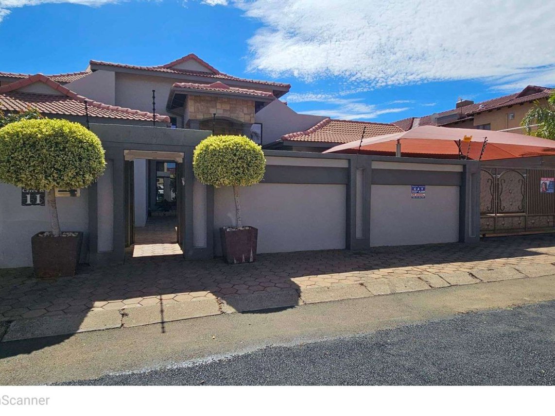 5 Bedroom House For Sale in Kimberley