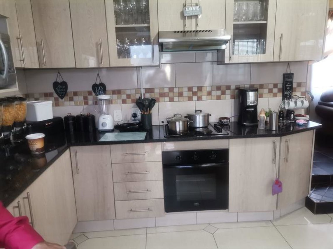 3 Bedroom House For Sale in Mamelodi