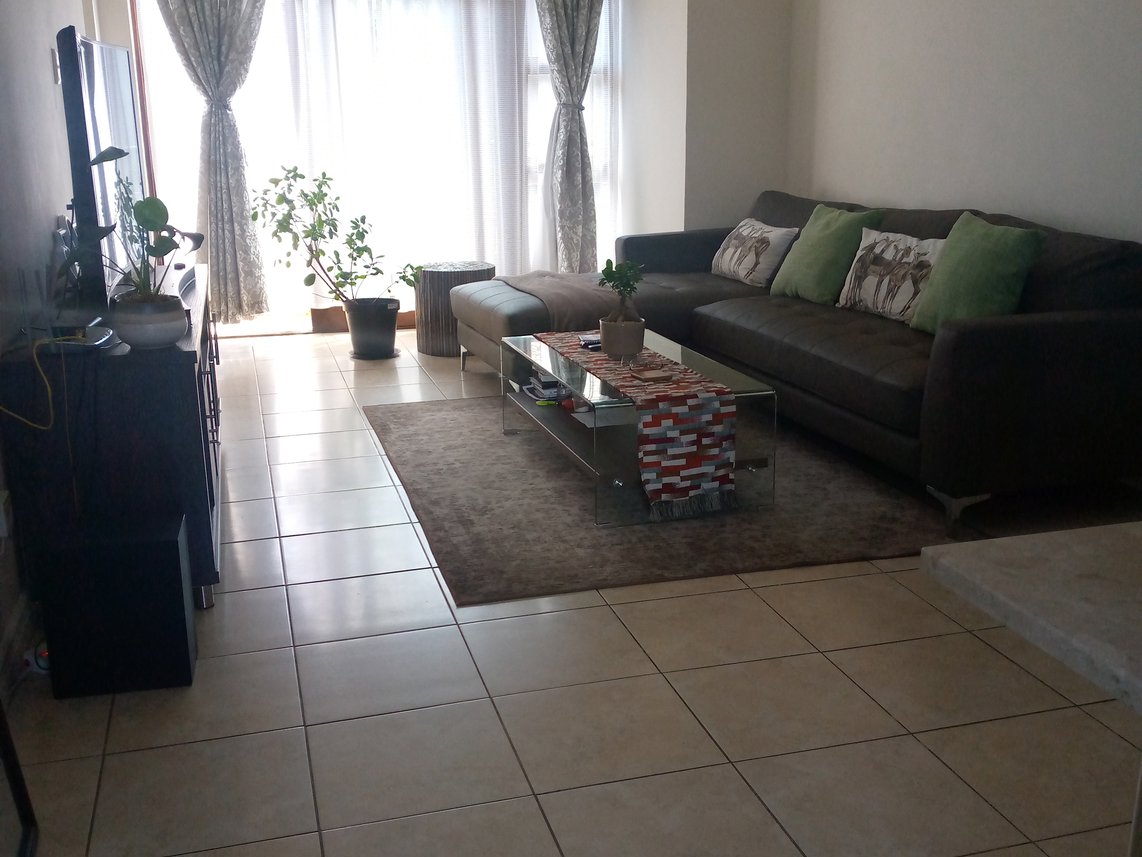 2 Bedroom Apartment To Rent in Pretoriuspark