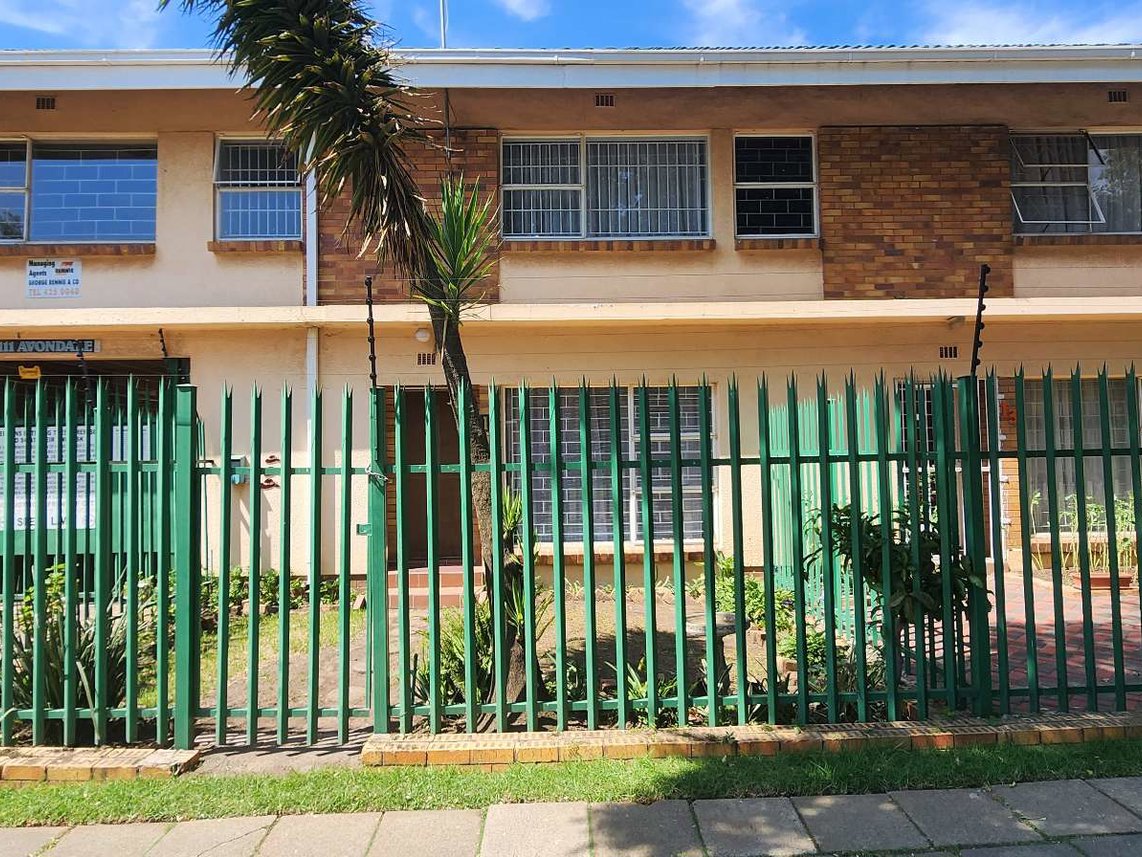 3 Bedroom Townhouse For Sale in Benoni