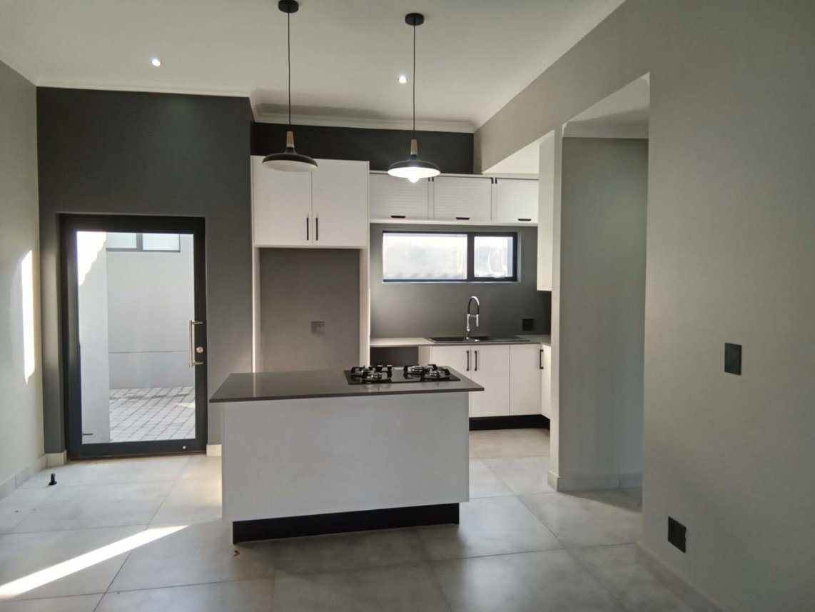 3 Bedroom House For Sale in Seasons Lifestyle Estate