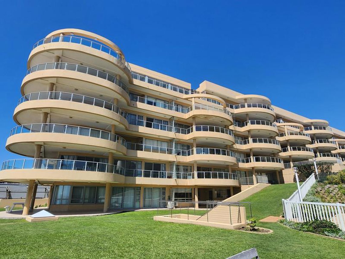 3 Bedroom Apartment For Sale in Ballito