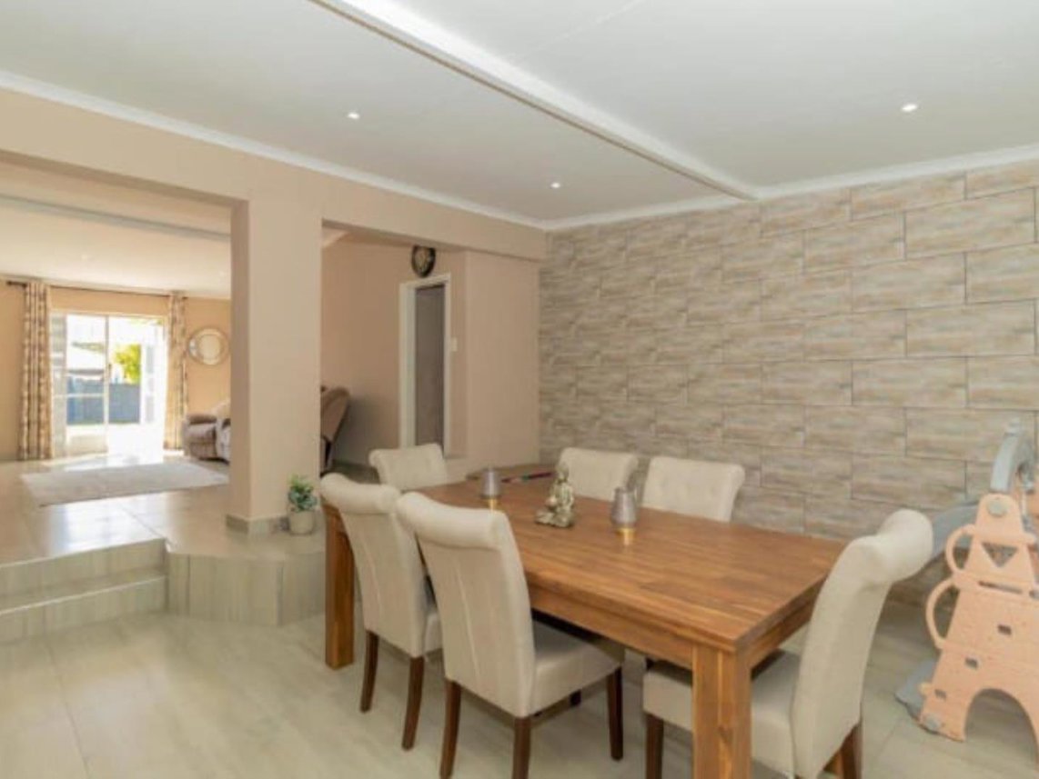4 Bedroom House To Rent in Brenthurst