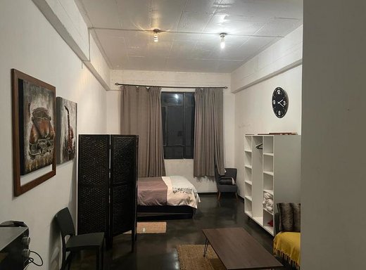 1 Schlafzimmer Wohnung zum Kauf in Maboneng