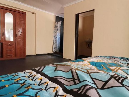 5 Schlafzimmer Haus zur Miete in Pretoria