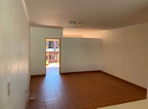 1 Schlafzimmer Wohnung zum Kauf in Piet Retief