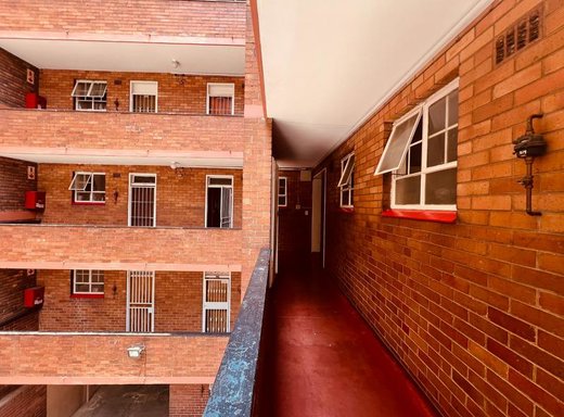 1 Schlafzimmer Wohnung zum Kauf in Pretoria