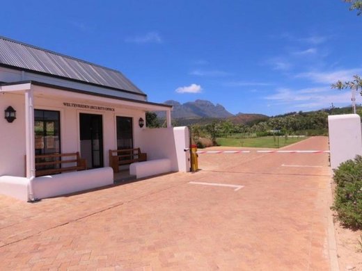 Grundstück zum Kauf in Stellenbosch Central