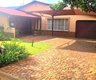 4 Schlafzimmer Haus zum Kauf in Pretoria
