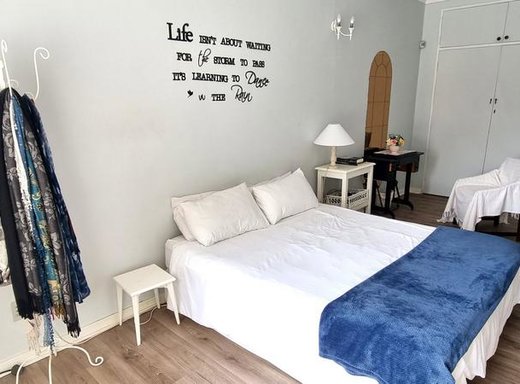 5 Schlafzimmer Haus zum Kauf in Kanonkop