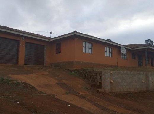 6 Schlafzimmer Haus zum Kauf in Pietermaritzburg