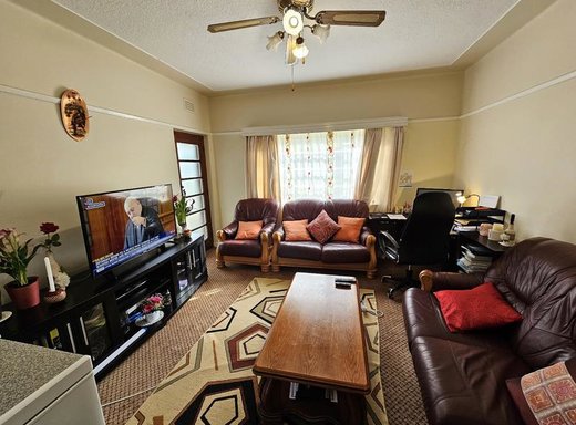 3 Schlafzimmer Wohnung zum Kauf in Rosebank