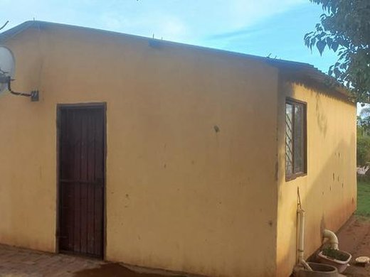 2 Schlafzimmer Haus zum Kauf in Soshanguve South
