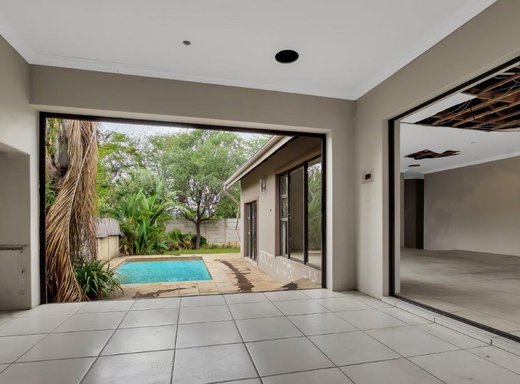 6 Schlafzimmer Haus zum Kauf in Johannesburg North