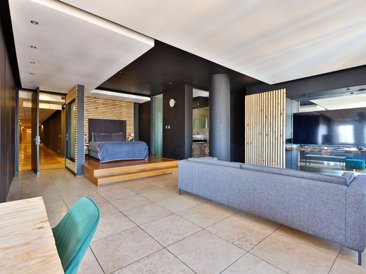 1 Schlafzimmer Wohnung zum Kauf in Johannesburg Central