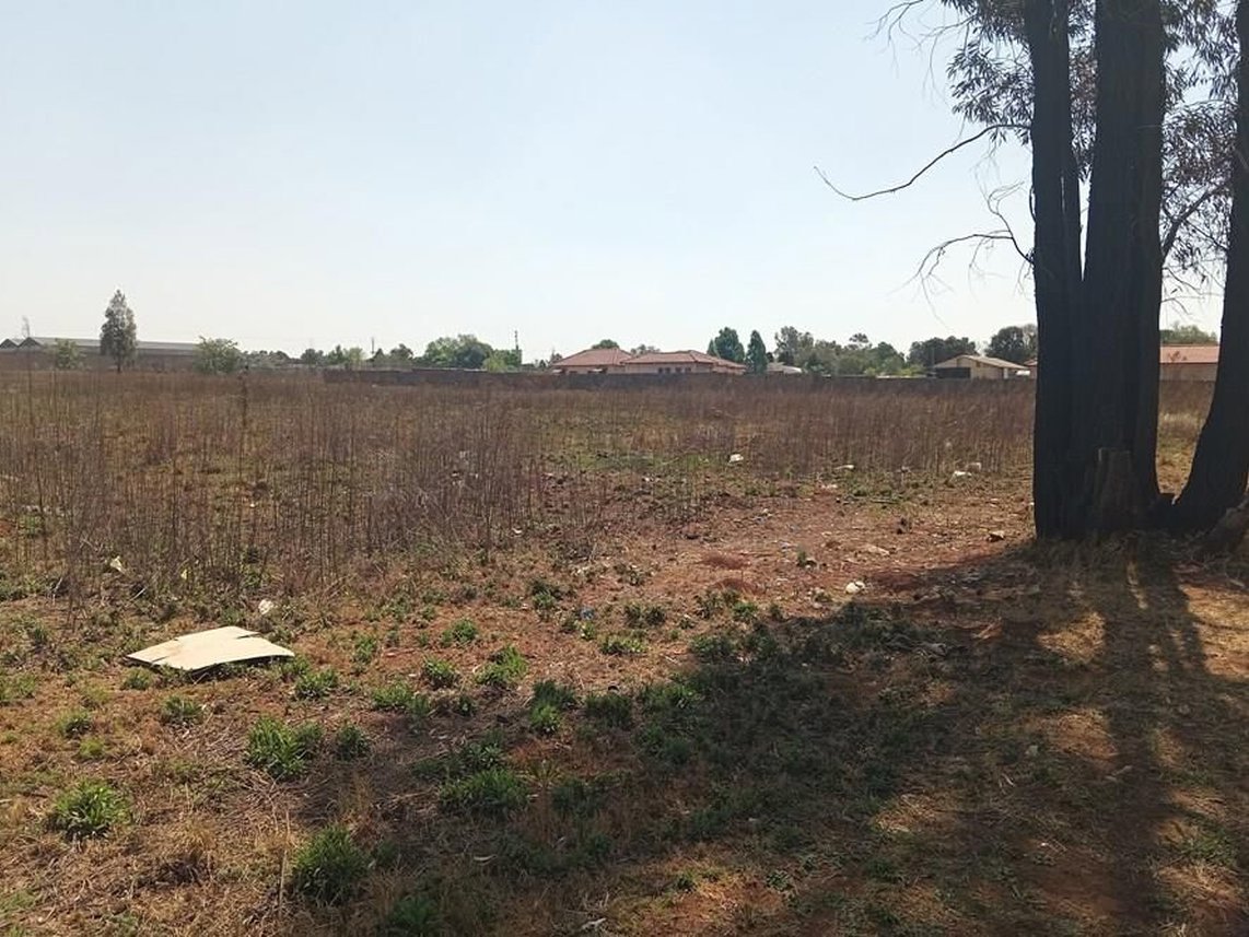 Vacant Land For Sale in Highbury