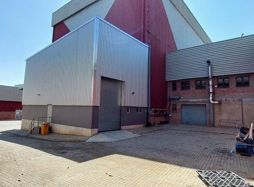 Lagerhalle zur Miete in Gateway Industrial Park