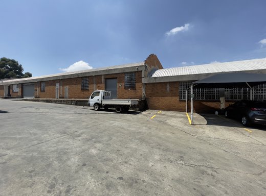Lagerhalle zur Miete in Elandsfontein Rail