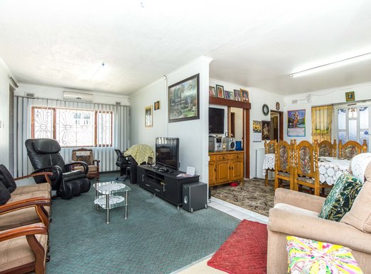 5 Schlafzimmer Haus zum Kauf in Clare Hills