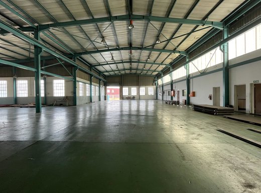 Lagerhalle zum Kauf in Driehoek