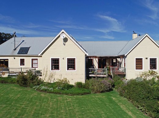 4 Schlafzimmer Farm zum Kauf in Stellenbosch Farms