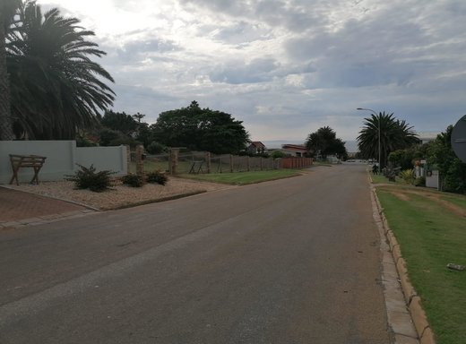 Grundstück zum Kauf in Ferreira Town