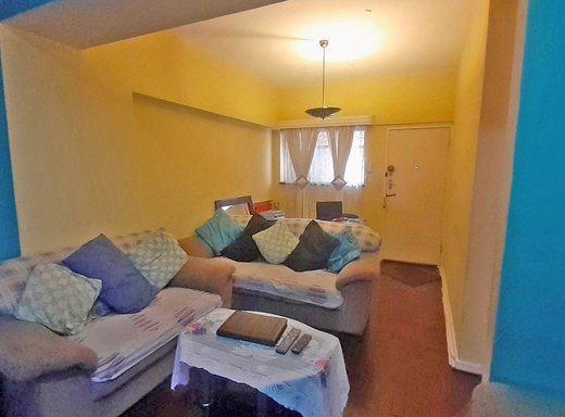 2 Schlafzimmer Wohnung zum Kauf in Yeoville