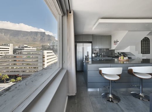 3 Schlafzimmer Penthouse zum Kauf in Cape Town City Centre