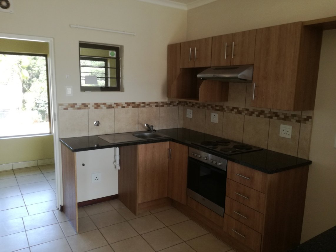 1 Bedroom Apartment For Sale in Olivedale