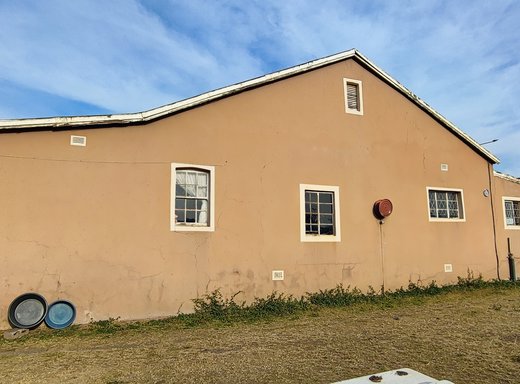 9 Schlafzimmer Haus zum Kauf in Pietermaritzburg