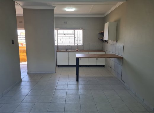 1 Schlafzimmer Wohnung zum Kauf in Bloemfontein