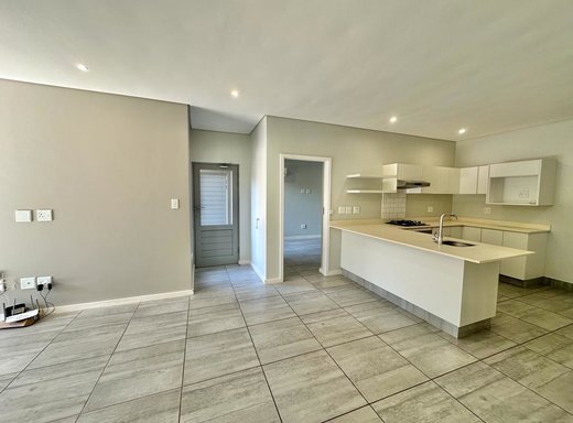 3 Schlafzimmer Wohnung zum Kauf in Simbithi Eco Estate