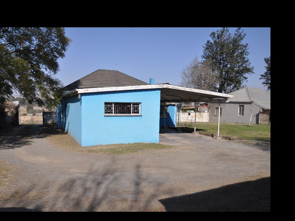 4 Bedroom House To Rent in Mthatha