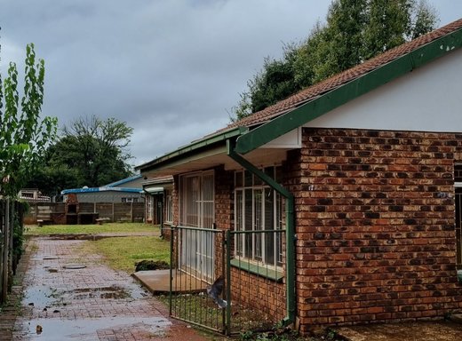 27 Schlafzimmer Haus zum Kauf in Potchefstroom