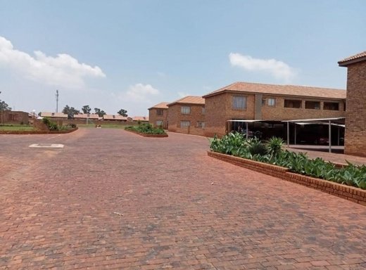 2 Schlafzimmer Wohnung zum Kauf in Krugersrus