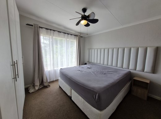 2 Schlafzimmer Wohnung zum Kauf in Garsfontein